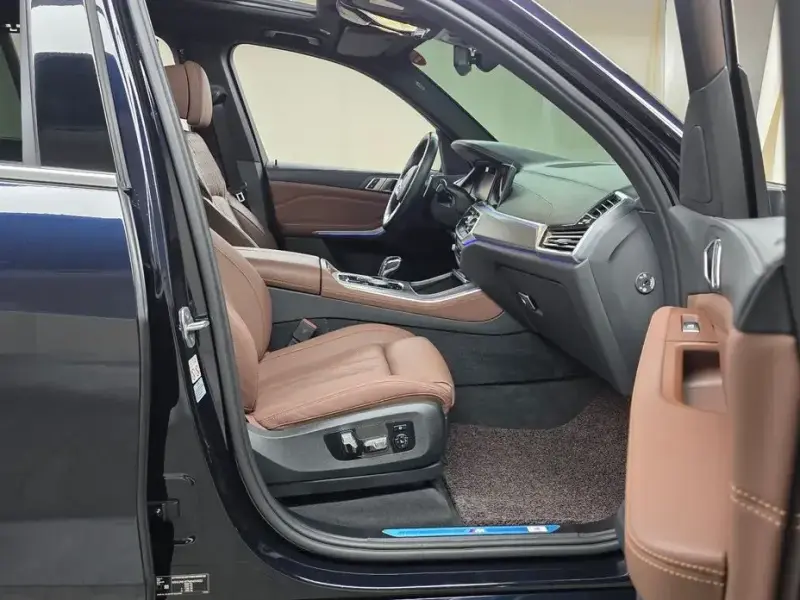 2022 BMW X5 с пробегом 38 075 км