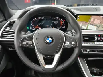 2023 BMW X5 с пробегом 37 593 км