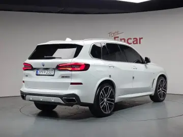 2023 BMW X5 с пробегом 102 564 км