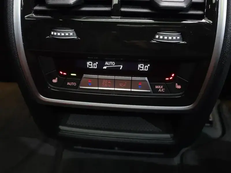 2023 BMW X5 с пробегом 102 564 км