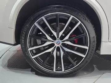 2023 BMW X5 с пробегом 102 564 км