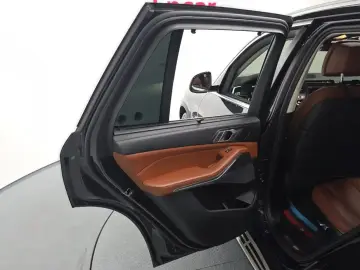 2022 BMW X5 с пробегом 30 964 км