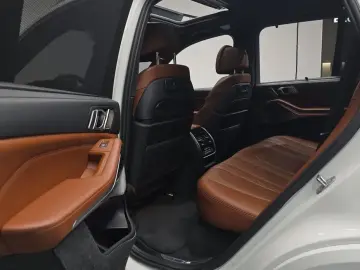 2023 BMW X5 с пробегом 102 564 км