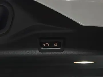 2023 BMW X5 с пробегом 102 564 км