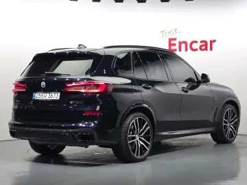 2023 BMW X5 с пробегом 44 215 км