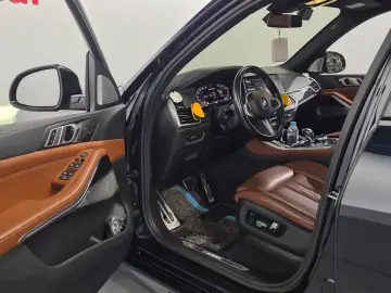 2023 BMW X5 с пробегом 44 215 км