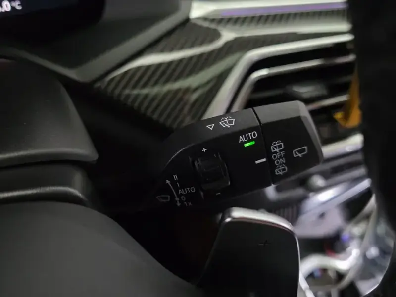 2023 BMW X5 с пробегом 44 215 км