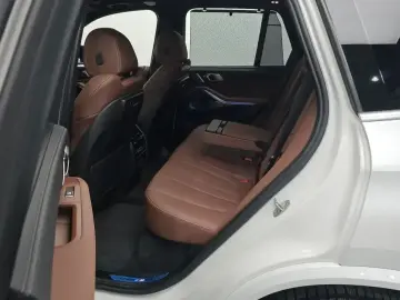 2022 BMW X5 с пробегом 63 031 км