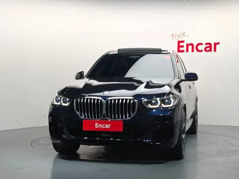 2023 BMW X5 с пробегом 28 727 км