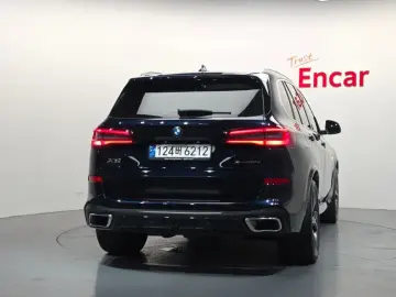 2023 BMW X5 с пробегом 28 727 км