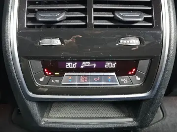 2023 BMW X5 с пробегом 27 712 км