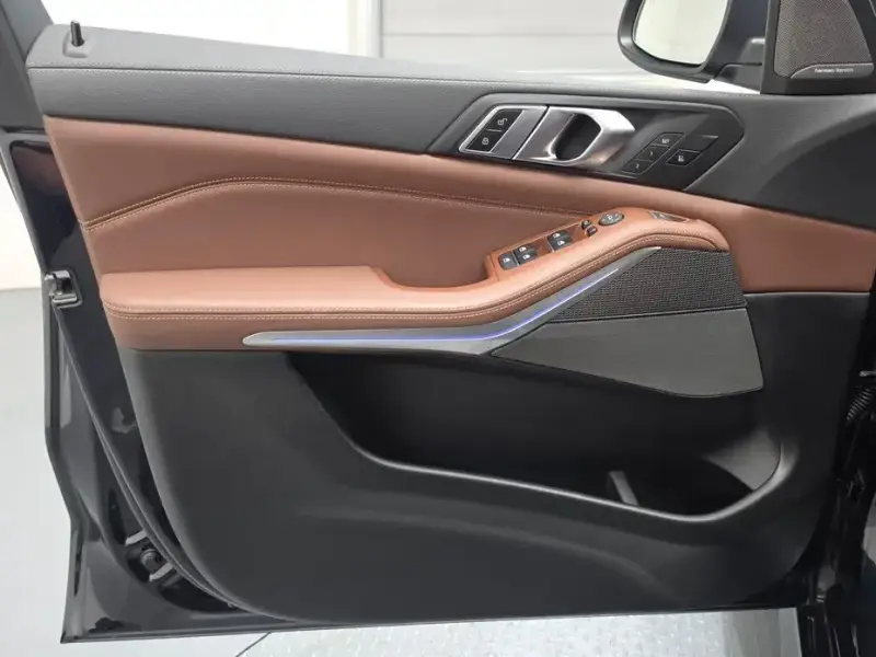 2023 BMW X5 с пробегом 28 727 км