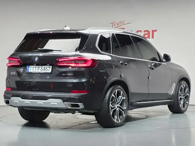 2023 BMW X5 с пробегом 7 441 км