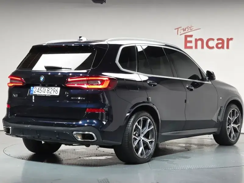 2023 BMW X5 с пробегом 35 723 км