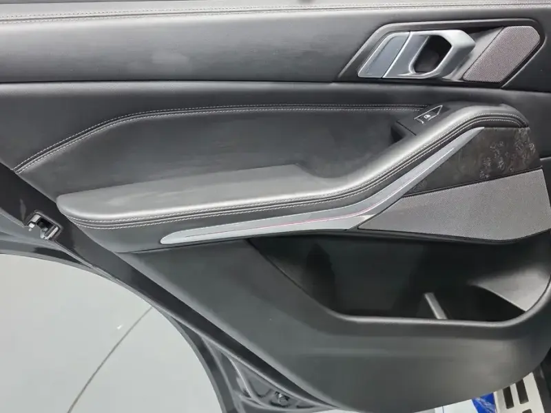 2023 BMW X5 с пробегом 7 441 км