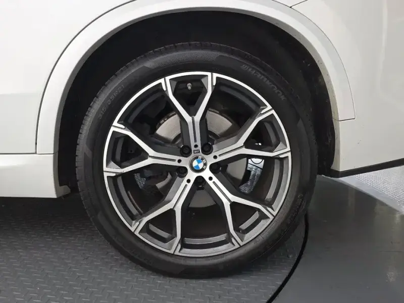 2022 BMW X5 с пробегом 54 235 км