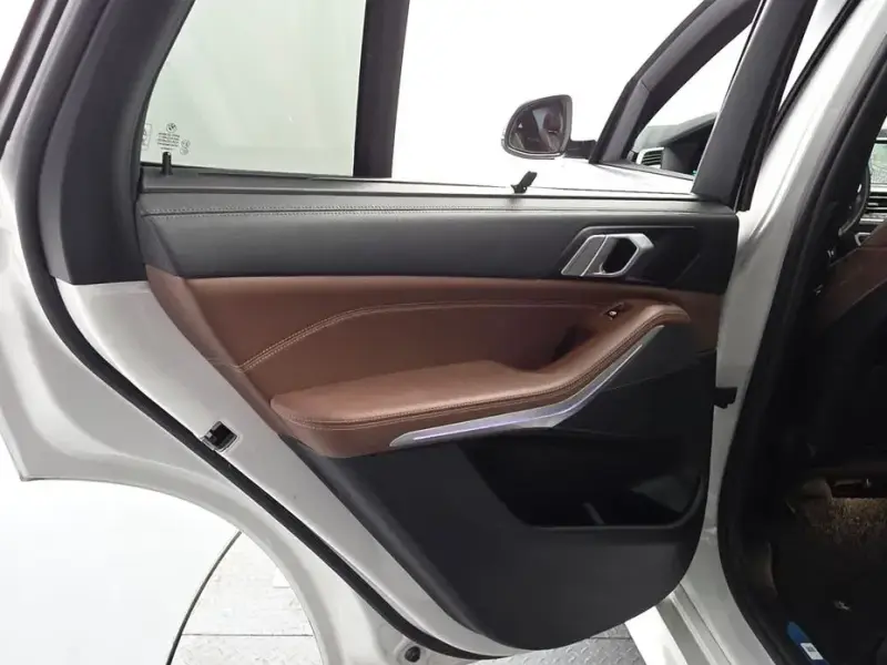2022 BMW X5 с пробегом 54 235 км