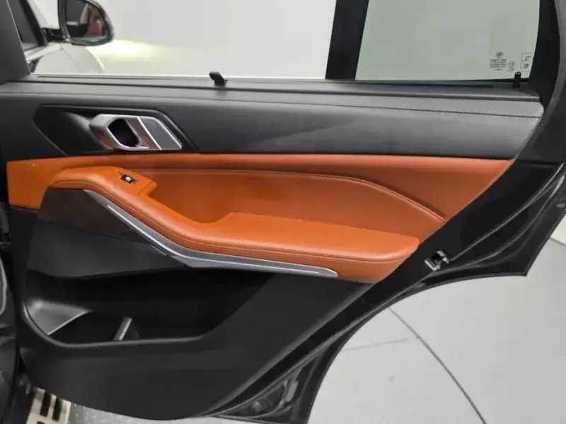 2022 BMW X5 с пробегом 99 349 км
