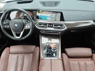 2022 BMW X5 с пробегом 29 927 км