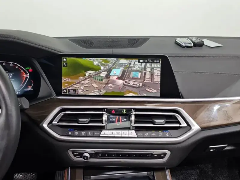 2022 BMW X5 с пробегом 82 866 км