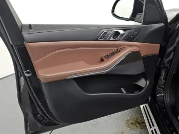 2022 BMW X5 с пробегом 82 866 км
