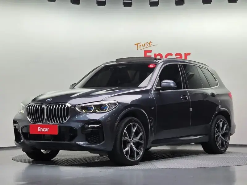 2022 BMW X5 с пробегом 84 743 км
