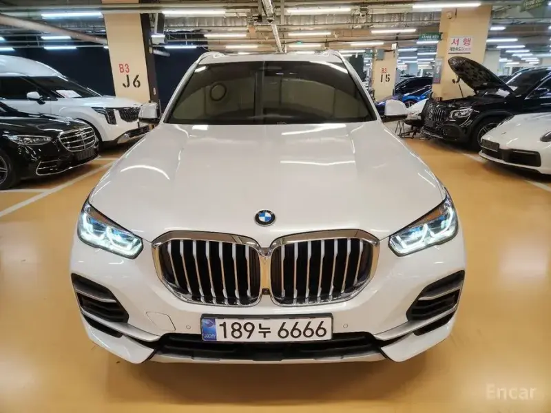 2022 BMW X5 с пробегом 63 700 км