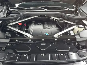 2022 BMW X5 с пробегом 42 829 км