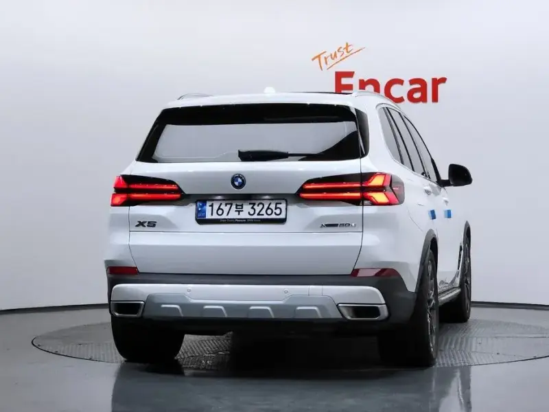2023 BMW X5 с пробегом 13 504 км