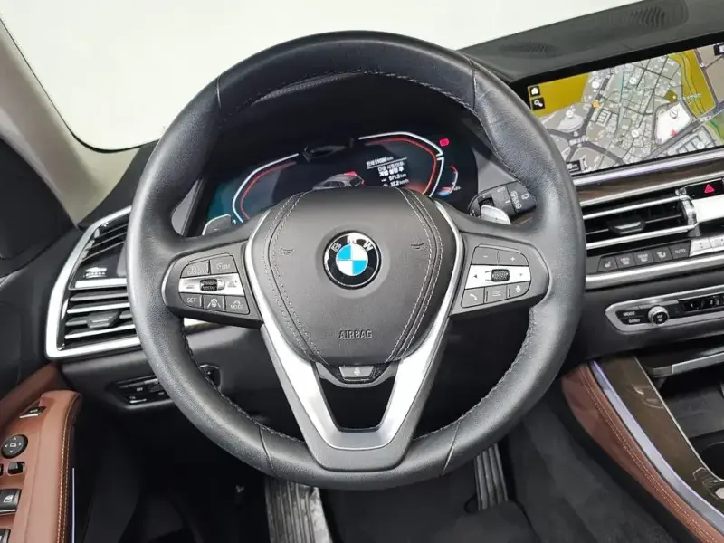 2022 BMW X5 с пробегом 51 086 км