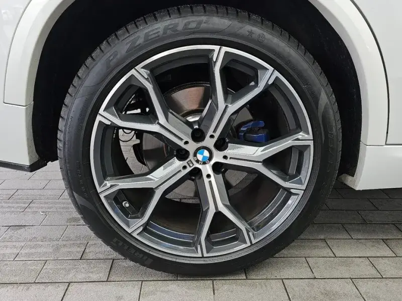 2023 BMW X5 с пробегом 21 944 км