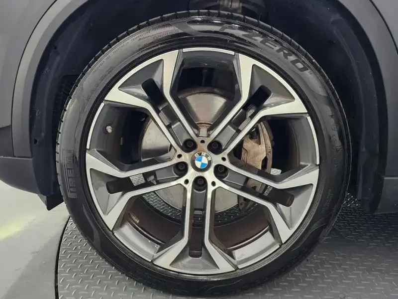 2023 BMW X5 с пробегом 24 105 км
