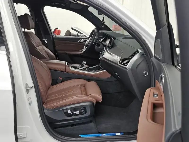 2023 BMW X5 с пробегом 21 944 км