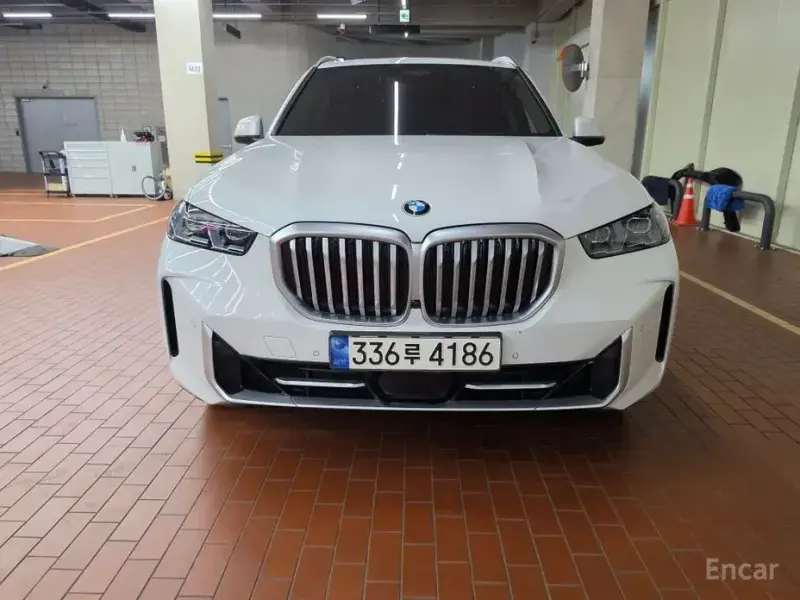 2023 BMW X5 с пробегом 40 687 км