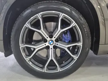 2023 BMW X5 с пробегом 51 129 км