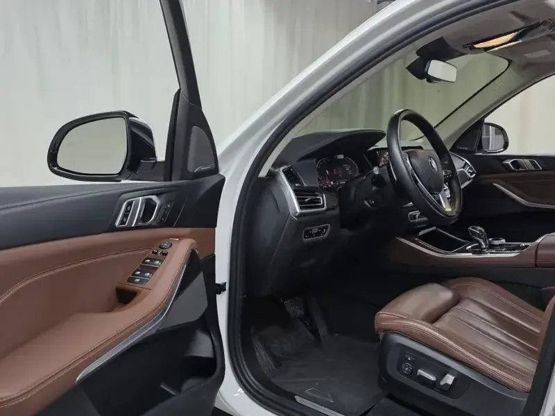 2022 BMW X5 с пробегом 121 417 км