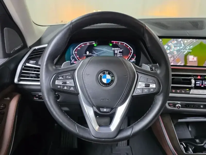 2022 BMW X5 с пробегом 121 417 км