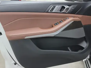 2022 BMW X5 с пробегом 121 417 км