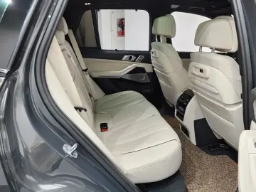 2022 BMW X5 с пробегом 51 088 км