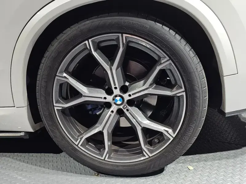 2023 BMW X5 с пробегом 53 966 км