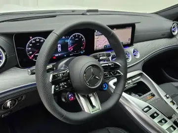 2025 Mercedes-Benz AMG GT с пробегом 33 км