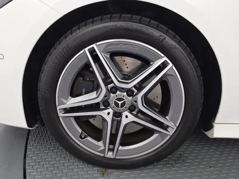 2024 Mercedes-Benz CLA с пробегом 33 907 км
