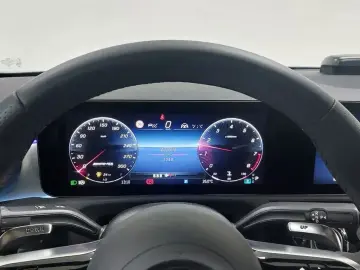 2025 Mercedes-Benz CLA с пробегом 2 240 км