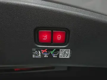 2026 Mercedes-Benz CLE с пробегом 14 км