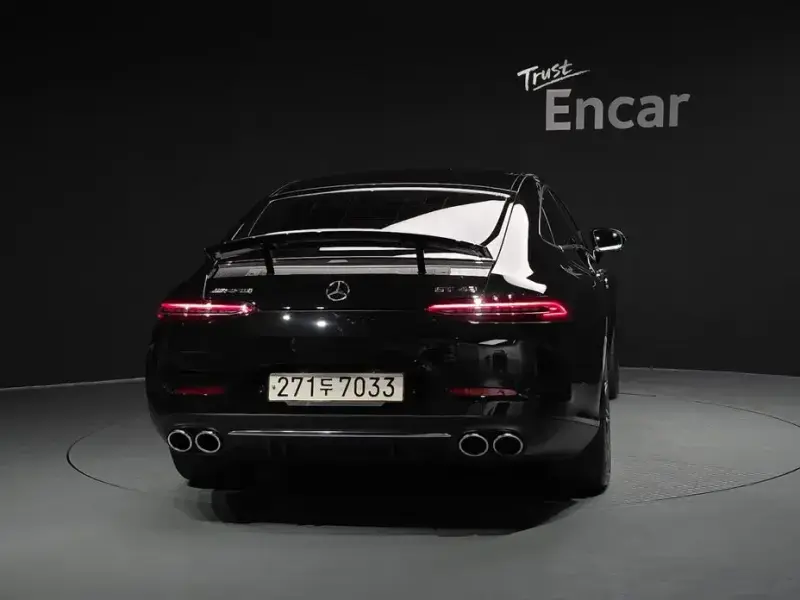2022 Mercedes-Benz AMG GT с пробегом 9 777 км