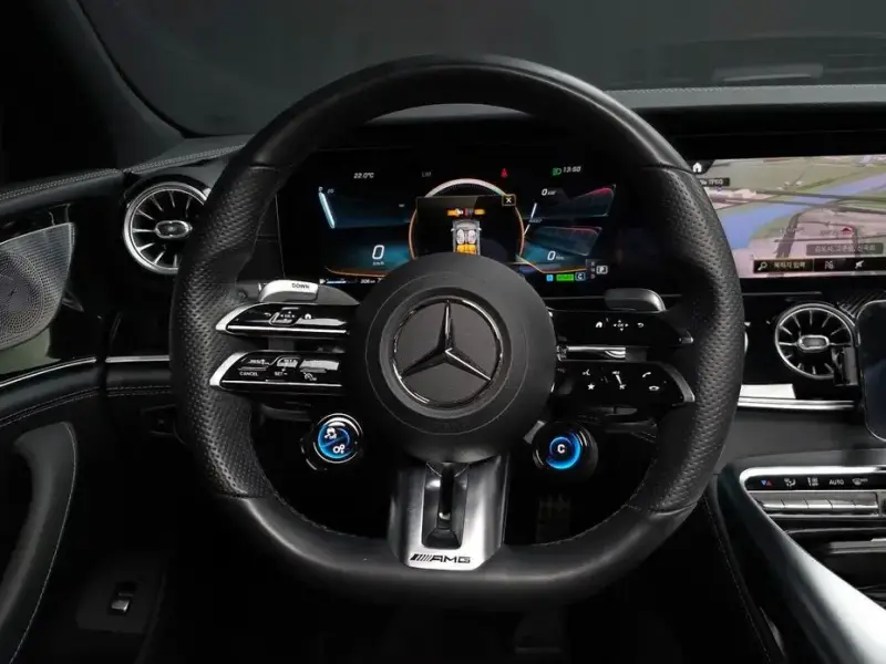 2022 Mercedes-Benz AMG GT с пробегом 9 777 км