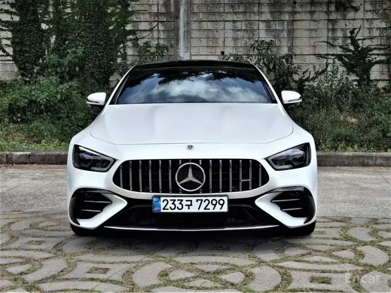 2023 Mercedes-Benz AMG GT с пробегом 17 100 км