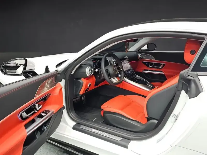 2025 Mercedes-Benz AMG GT с пробегом 3 387 км