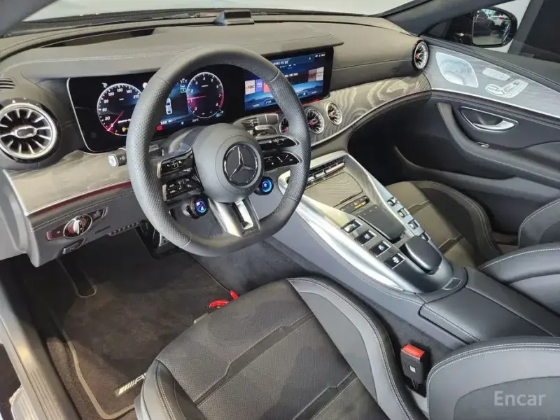 2025 Mercedes-Benz AMG GT с пробегом 3 043 км