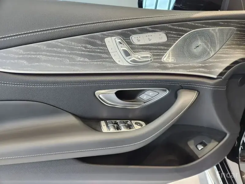 2025 Mercedes-Benz AMG GT с пробегом 3 043 км